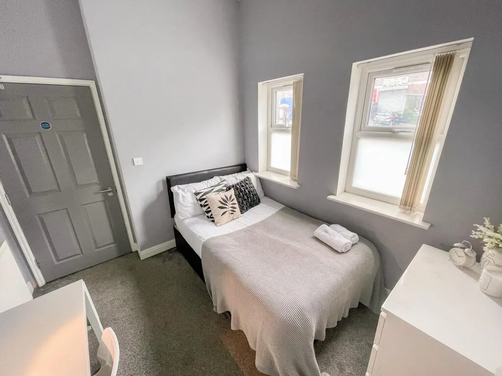 5 bedroom house for rent