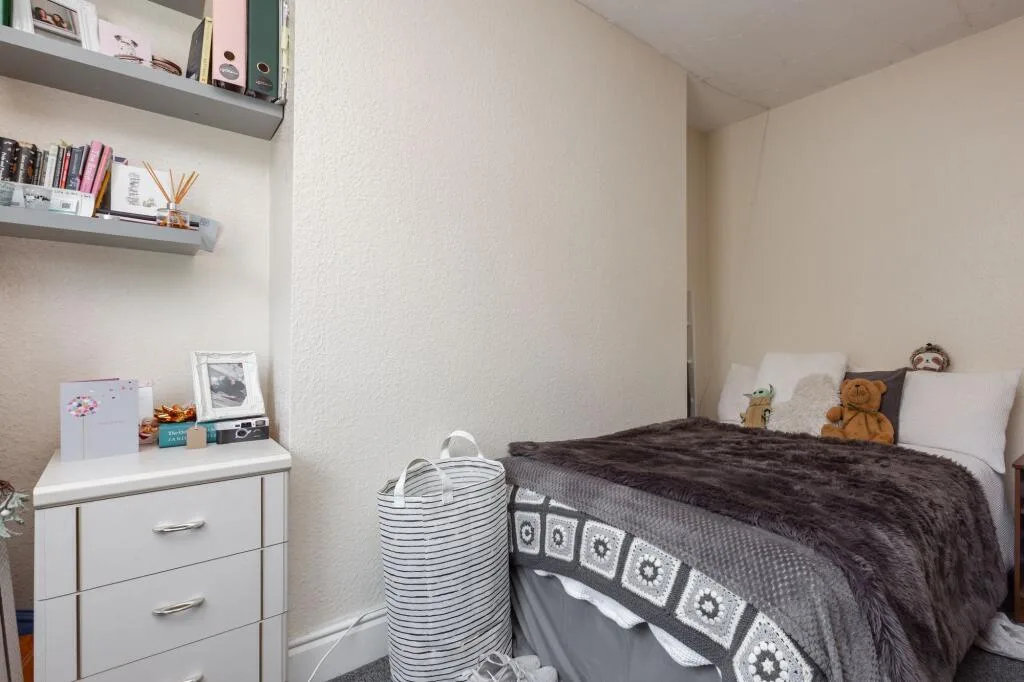 4 bedroom house share for rent