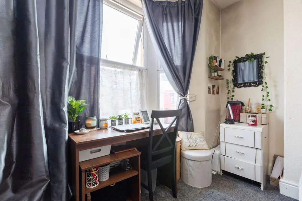 4 bedroom house share for rent