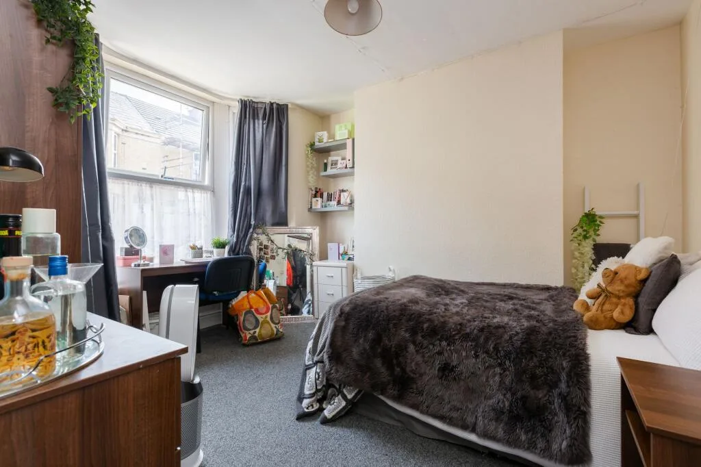 4 bedroom house share for rent