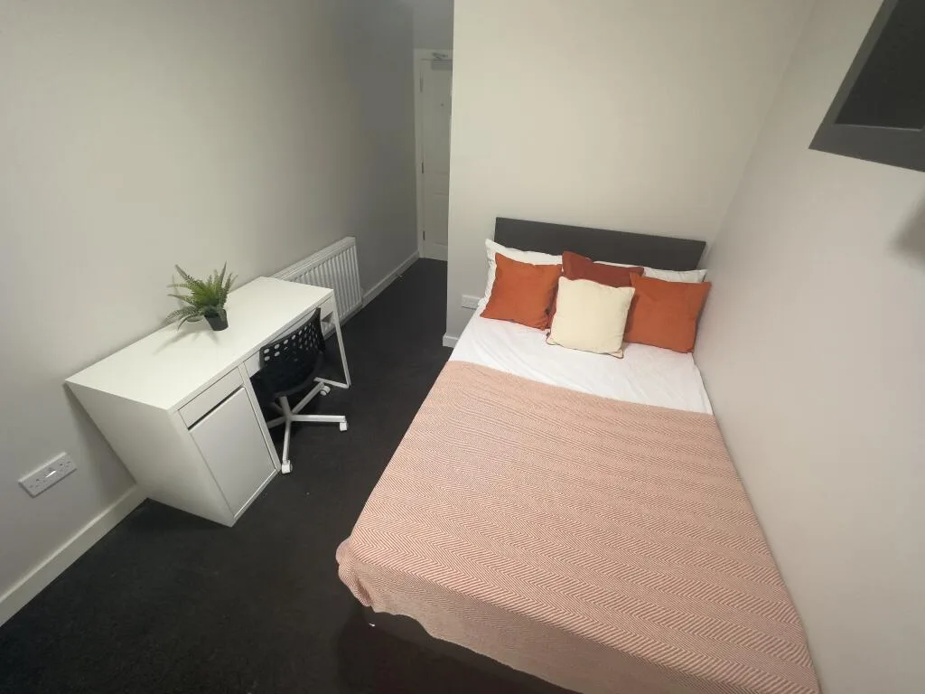 4 bedroom house share for rent
