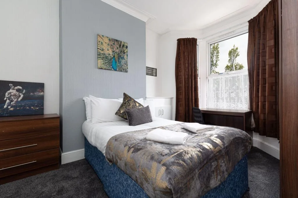 5 bedroom terraced house for rent