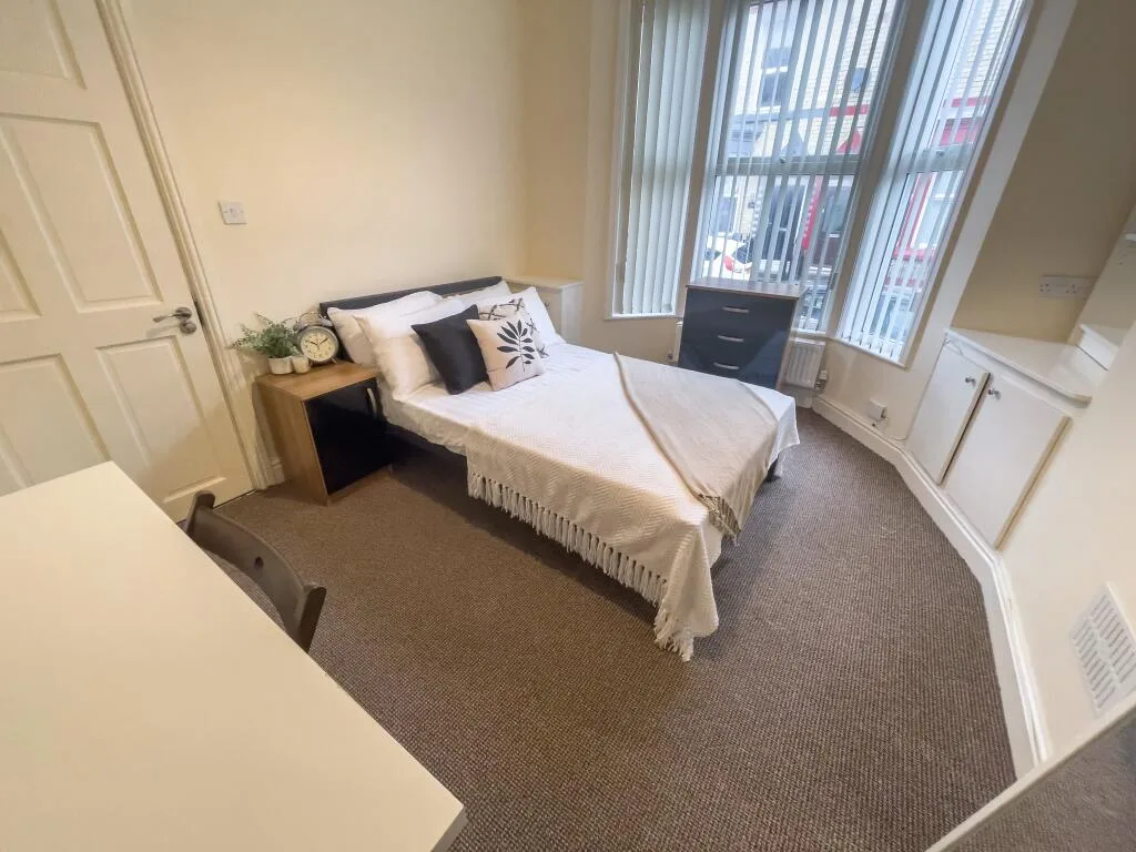 4 bedroom terraced house for rent