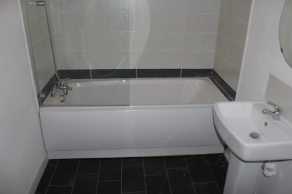 4 bedroom flat for rent