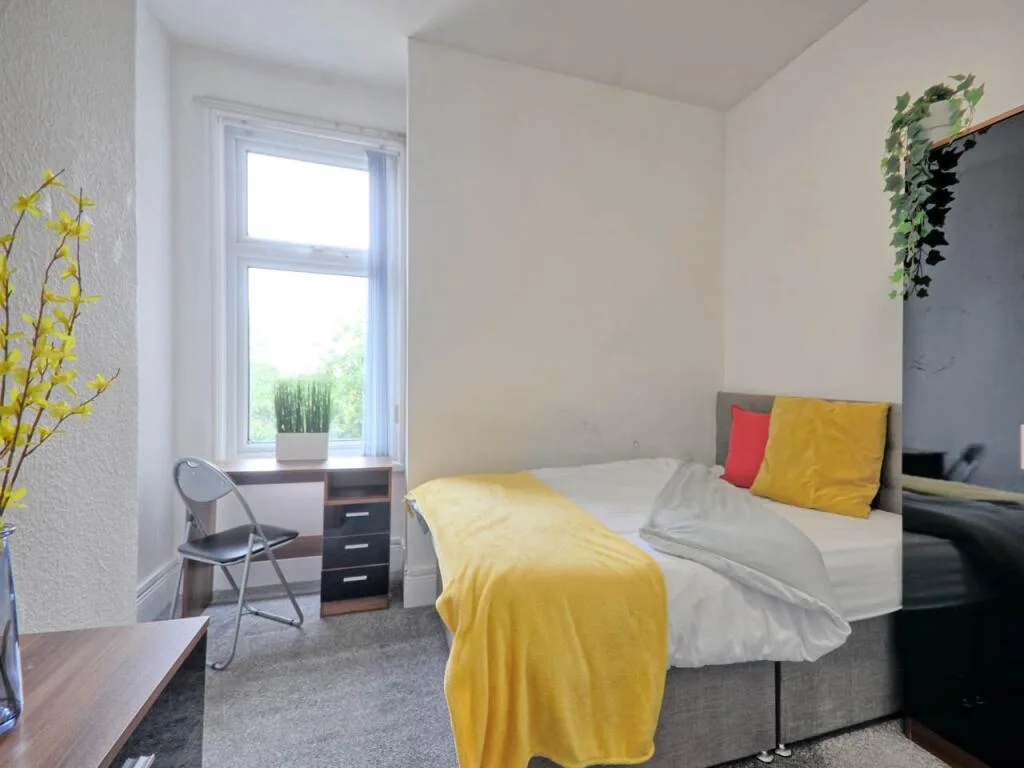 5 bedroom house share for rent