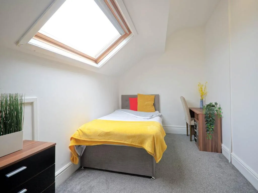 5 bedroom house share for rent