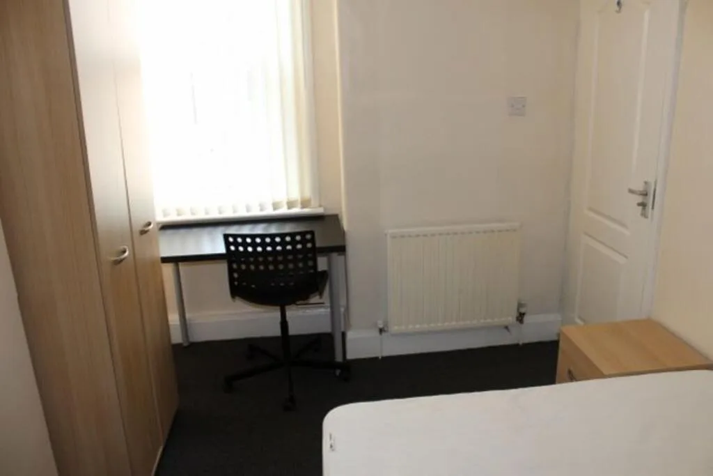 4 bedroom house for rent