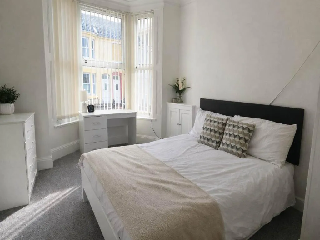 4 bedroom house share for rent
