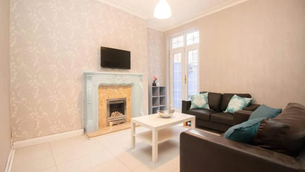 4 bedroom terraced house for rent