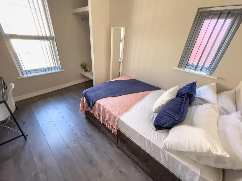 5 bedroom house for rent