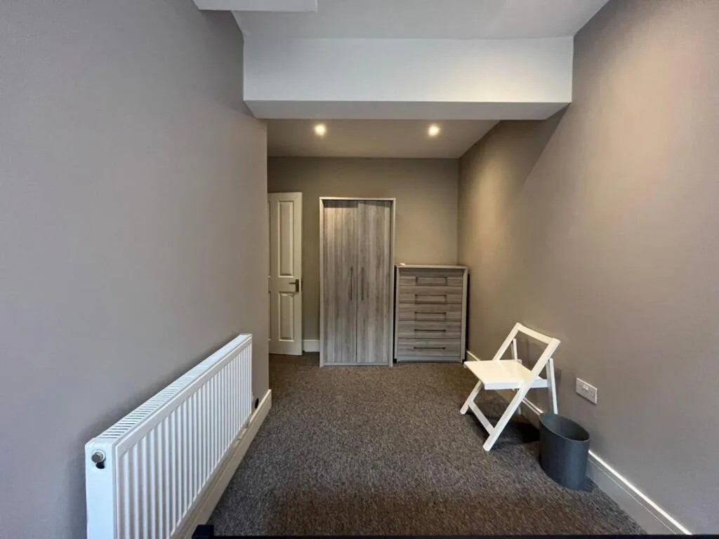 2 bedroom ground floor flat for rent