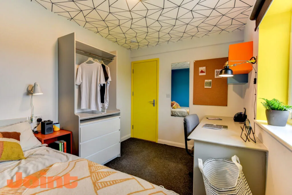 1 bedroom house share for rent