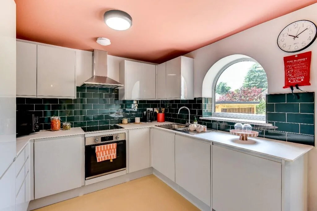 1 bedroom house share for rent