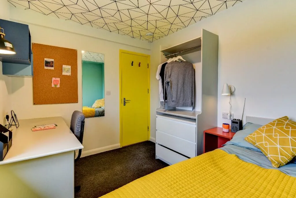 1 bedroom house share for rent