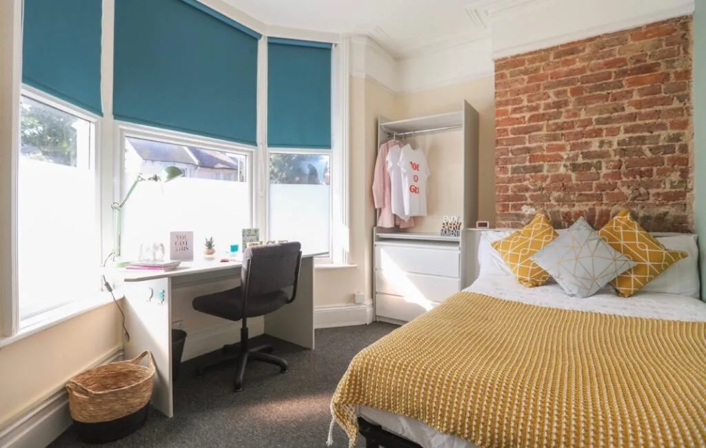 1 bedroom house share for rent