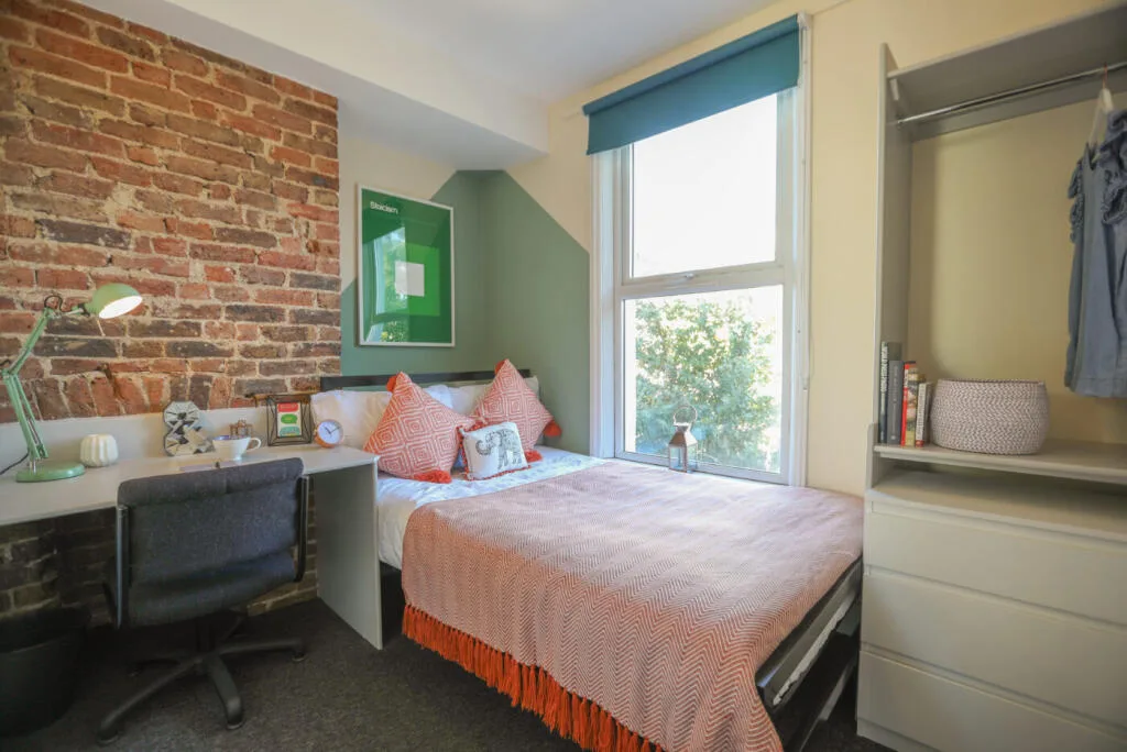 1 bedroom house share for rent