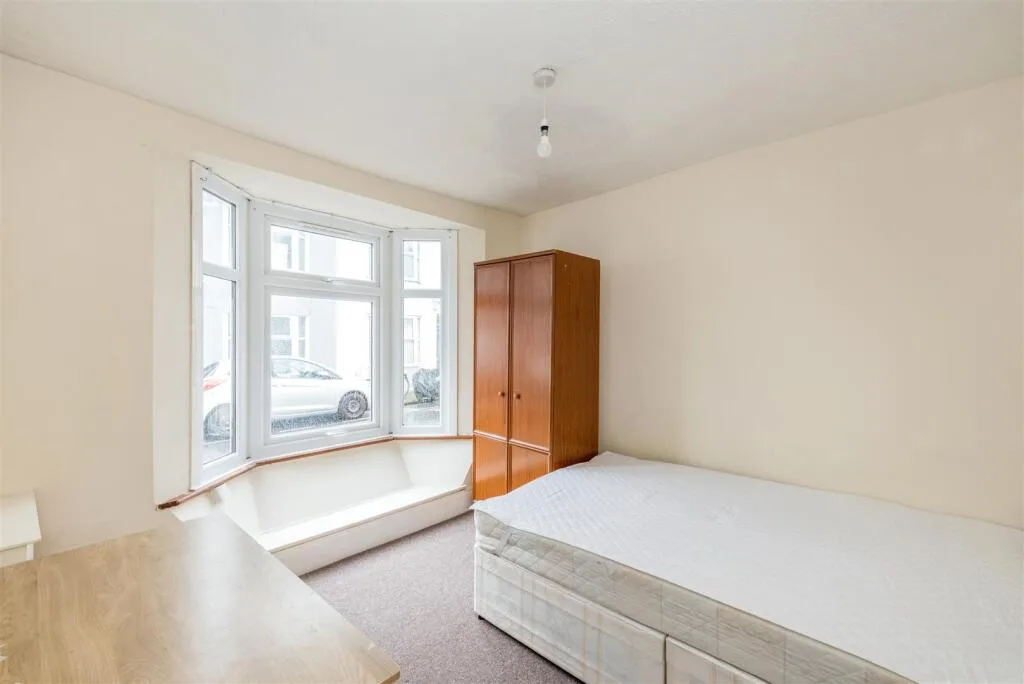 4 bedroom terraced house for rent