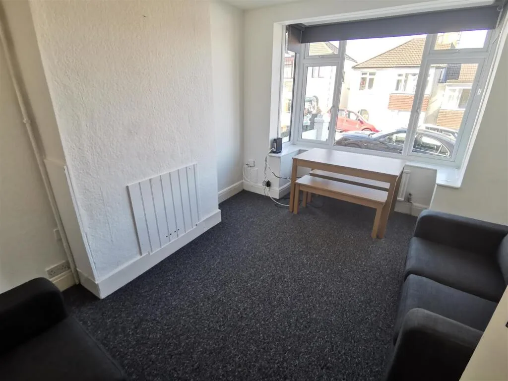 4 bedroom terraced house for rent