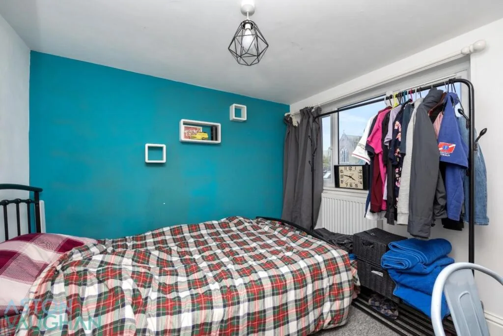 6 bedroom terraced house for rent