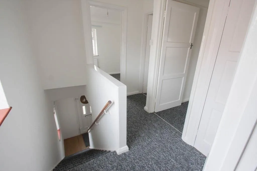 4 bedroom semi-detached house for rent