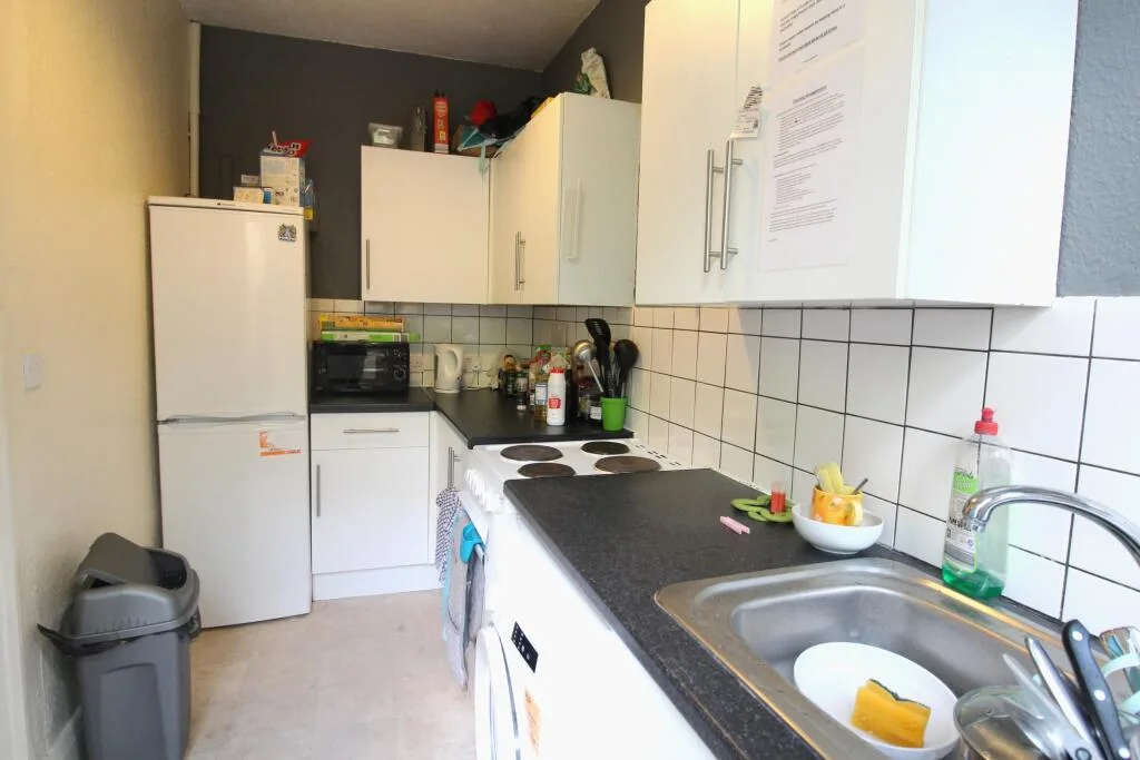 4 bedroom terraced house for rent
