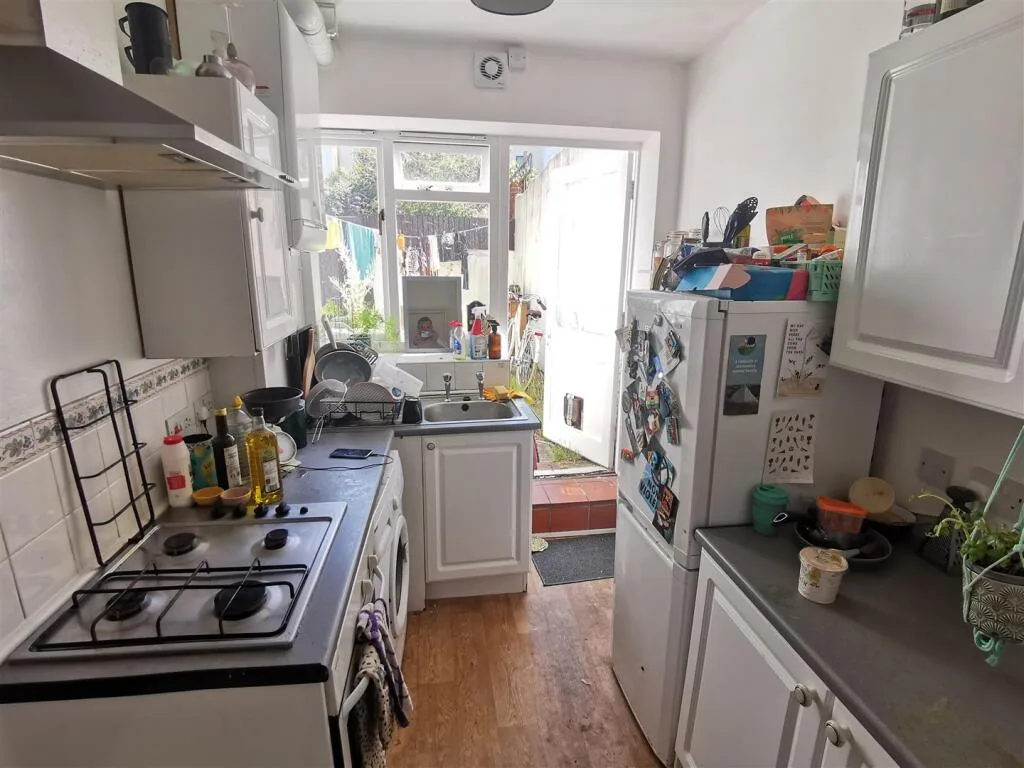4 bedroom terraced house for rent