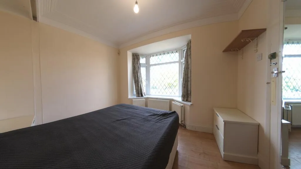 5 bedroom detached house for rent