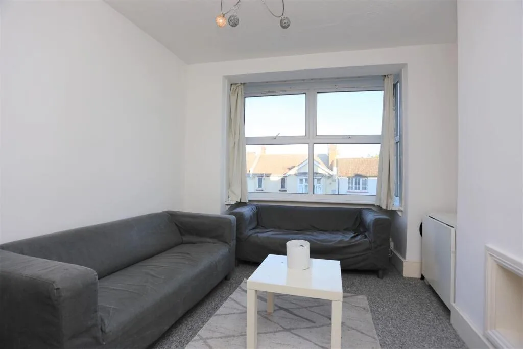 4 bedroom house for rent