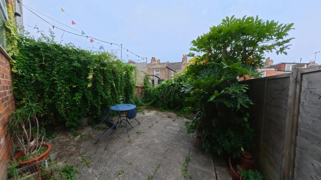 4 bedroom house for rent
