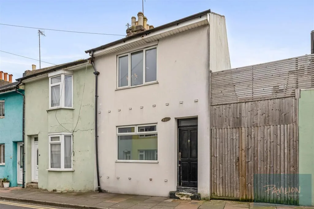 4 bedroom house share for rent