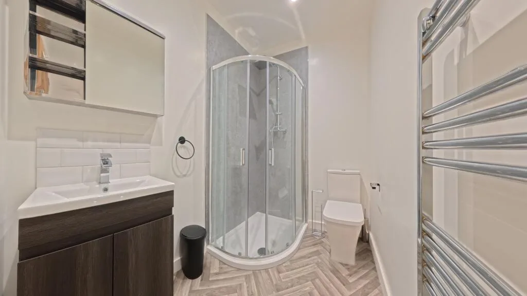 6 bedroom terraced house for rent