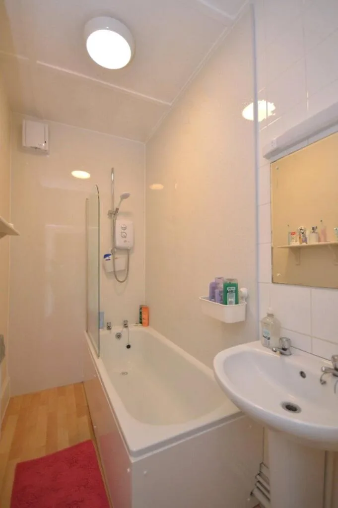 4 bedroom terraced house for rent