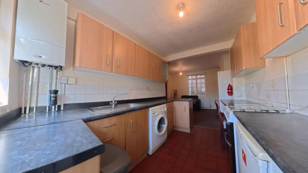 4 bedroom terraced house for rent