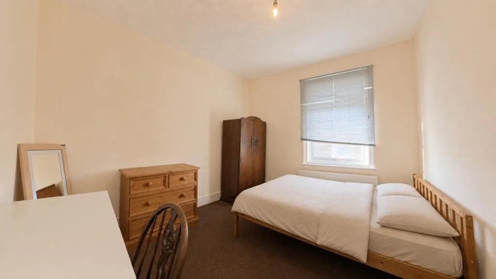 4 bedroom terraced house for rent