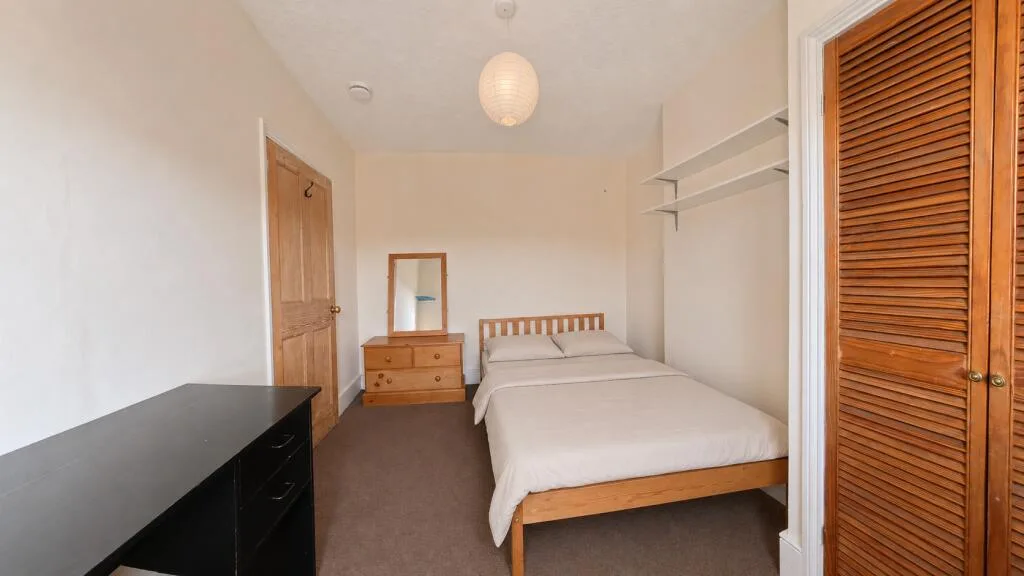 4 bedroom terraced house for rent