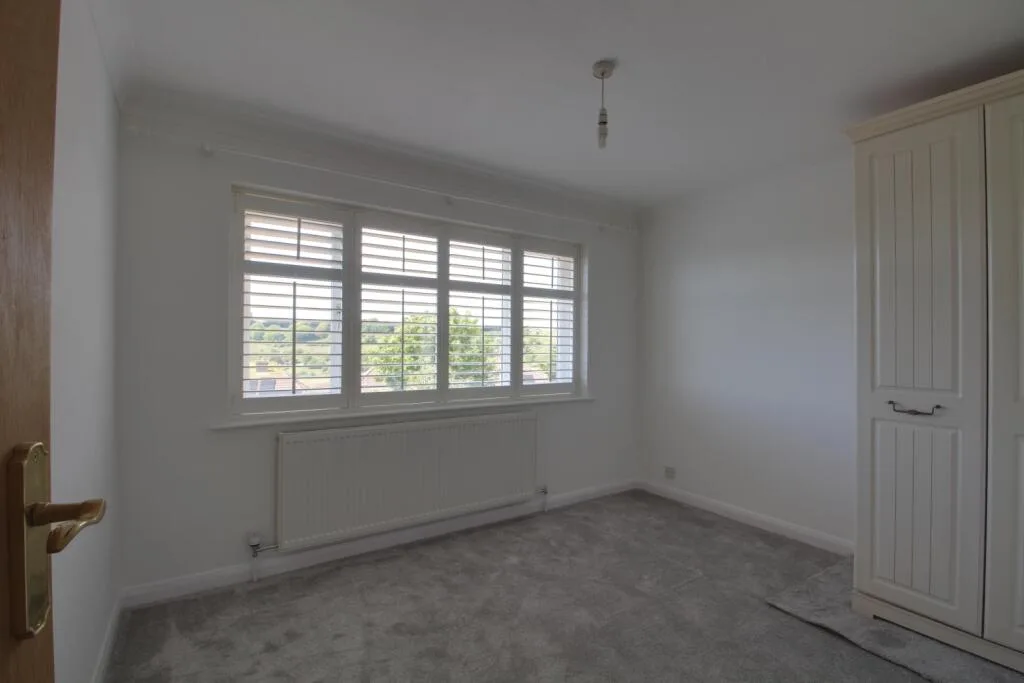 3 bedroom semi-detached house for rent