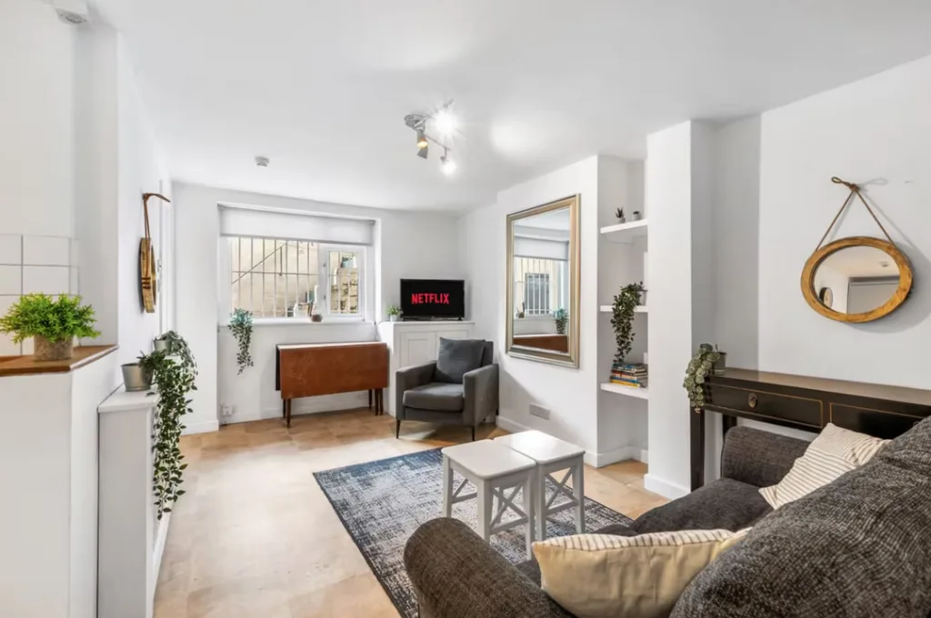 1 bedroom flat for rent