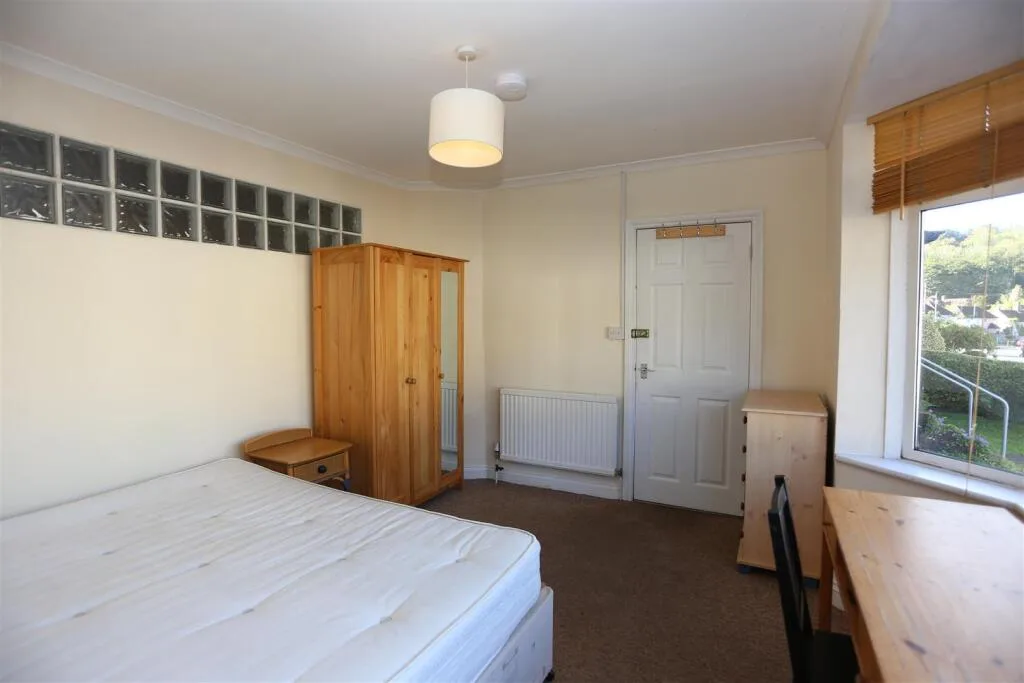 5 bedroom house for rent