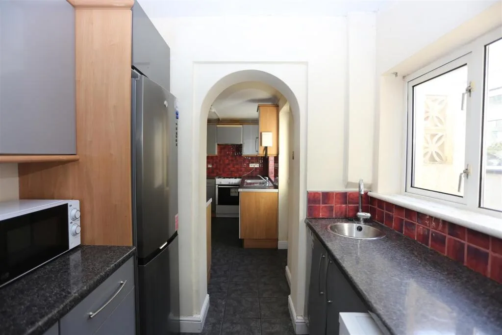 5 bedroom house for rent