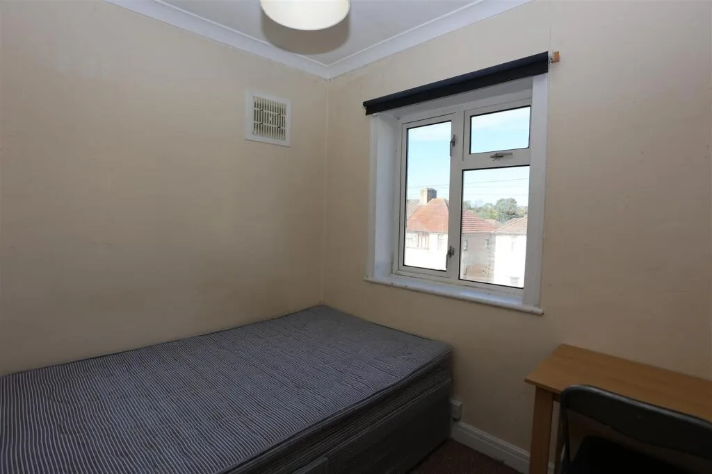 5 bedroom house for rent