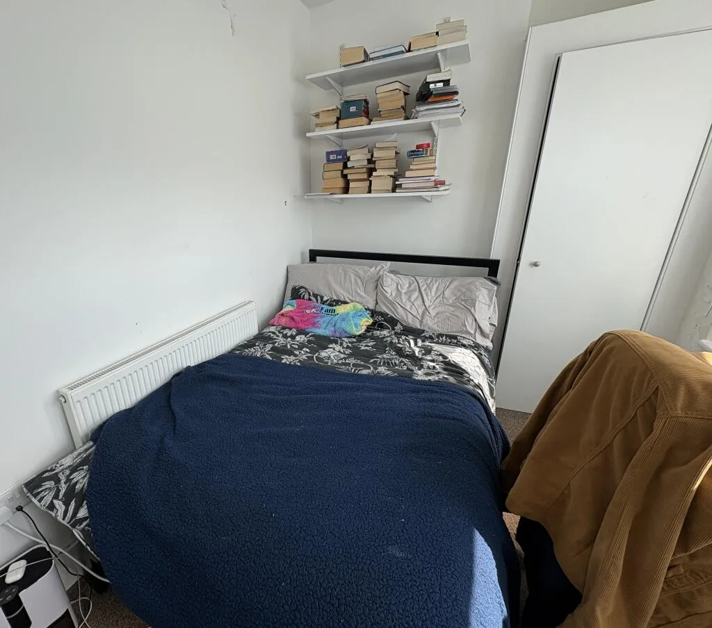 6 bedroom house for rent