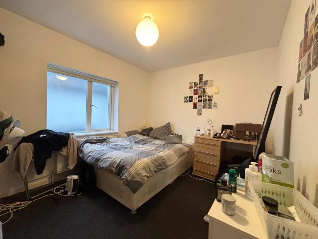 6 bedroom house share for rent