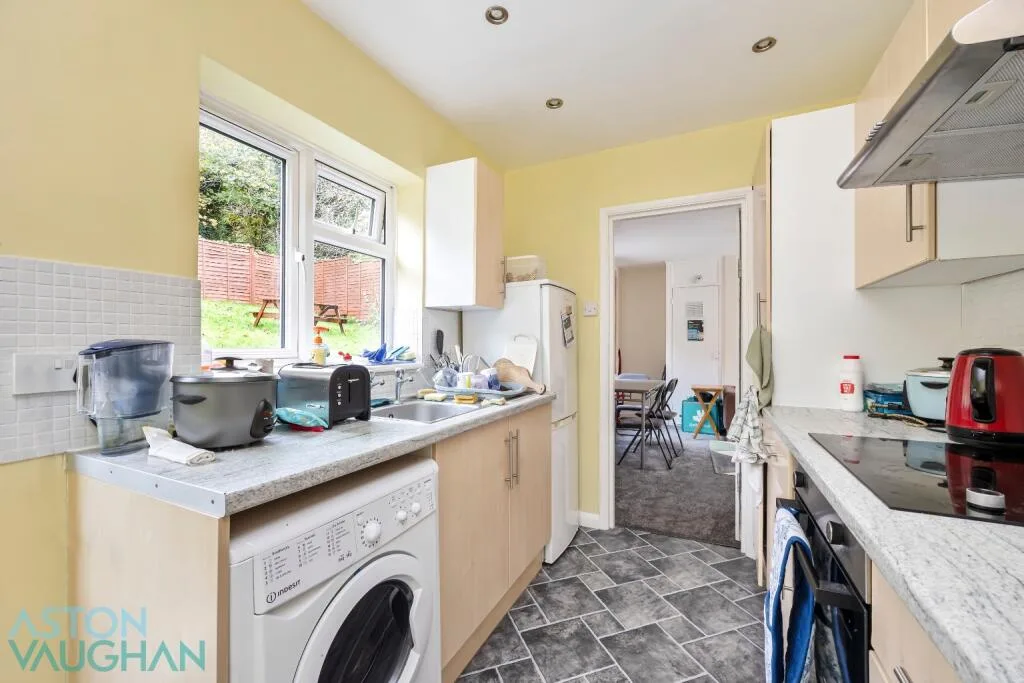 4 bedroom semi-detached house for rent