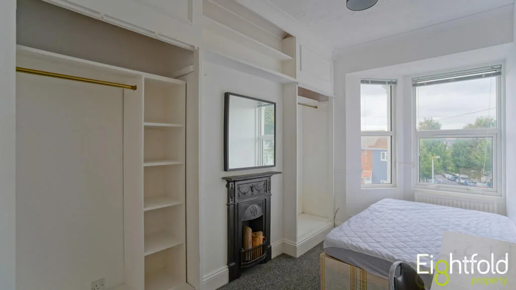 6 bedroom terraced house for rent