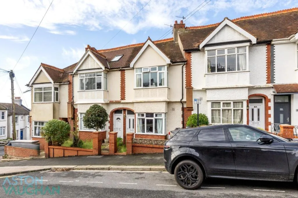 4 bedroom terraced house for rent