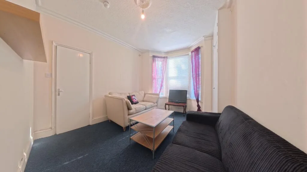 4 bedroom house for rent