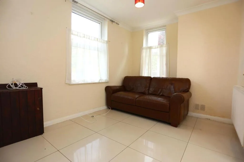 4 bedroom house for rent