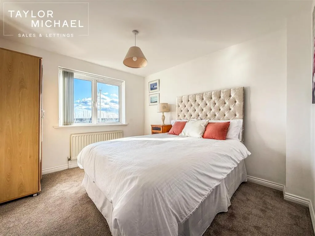 4 bedroom flat for rent