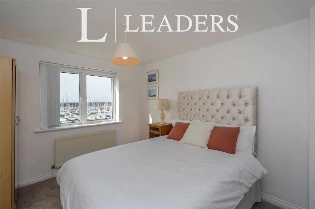 4 bedroom flat for rent