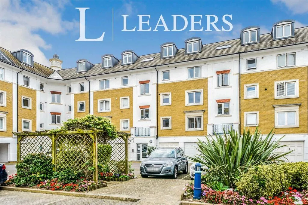 4 bedroom flat for rent
